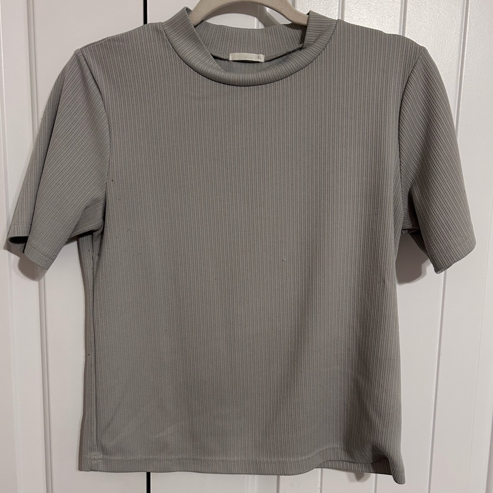 Green Ribbed Short Sleeve Top